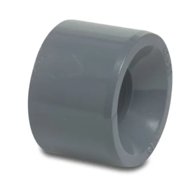 PVC-U reduksjon med limmuffe, kort. Ulike størrelser fra 20x12mm - 90x75mm