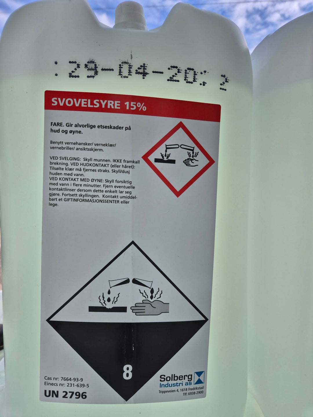 pH minus. Svovelsyre ( Batteri syre ) 15% / 25 L kanne